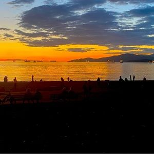 Meet your Posher, Jenelle